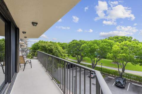 859 Jeffery Street #401, Boca Raton FL - photo 24 of 60