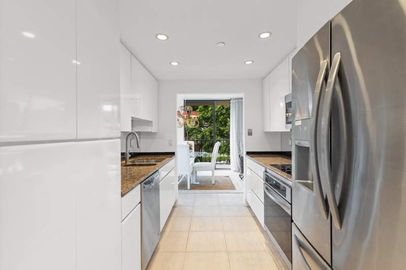 3 bedroom Condominium at 859 Jeffery Street #401, Porta Bella East And Porta Bella Southwest Condo As, Boca Raton — photo 2