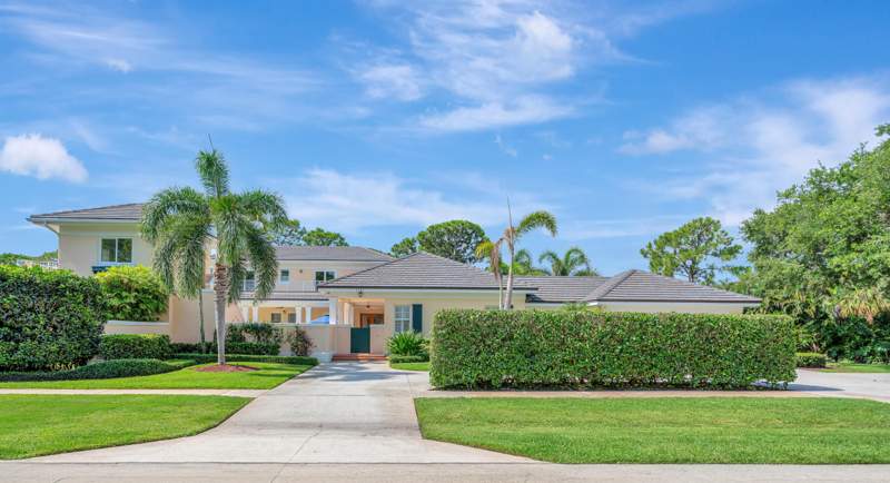 4 bedroom Single Family Residence at 2940 Marys Way, Commodores Pocket, Palm Beach Gardens — photo 3