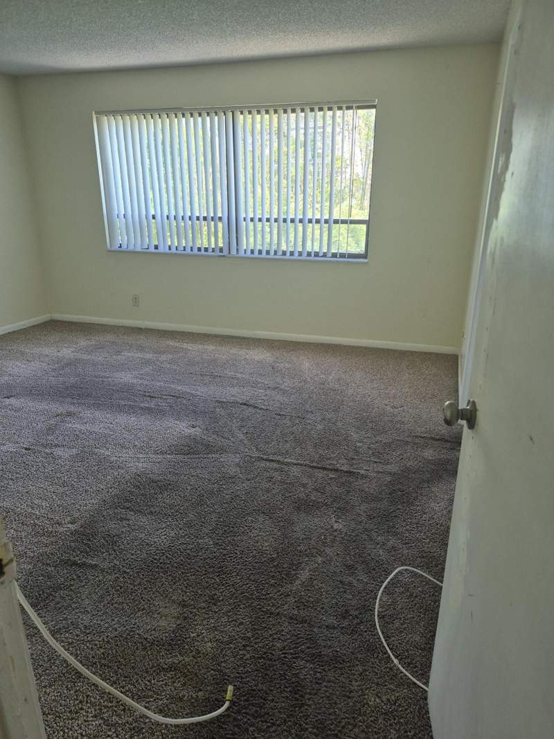 2 bedroom Condominium at 2050 N Congress Avenue #407, Presidential Golfview Cond Decl Filed 5-16-81, West Palm Beach — photo 3