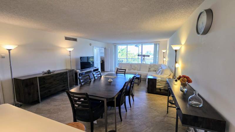 3 bedroom Condominium at 3100 N Course Lane #410, No 41 Palm-Aire Country Club, Pompano Beach — photo 4