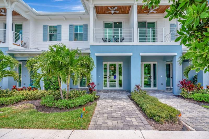 3 bedroom Townhouse at 4680 SE Manatee Way, Manatee Isles, Stuart — photo 2