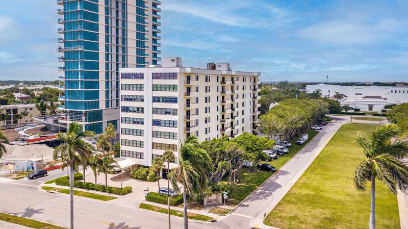 2 bedroom Condominium at 1501 S Flagler Drive #3a, Norton Park Place Condo, West Palm Beach — photo 2