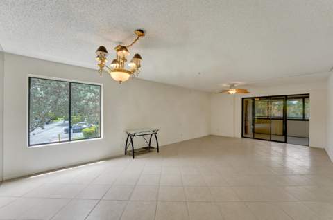 5306 Cedar Lake Drive #201, Boynton Beach FL - photo 13 of 60
