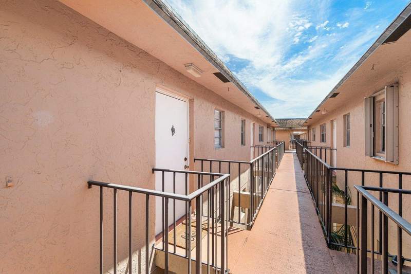 1 bedroom Condominium at 600 SW 2nd 2390 Avenue #2390, Boca Towne Centre Condo, Boca Raton — photo 5