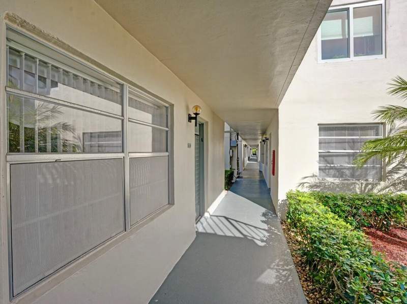 2 bedroom Condominium at 298 Burgundy G, Kings Point Burgundy Condos, Delray Beach — photo 4