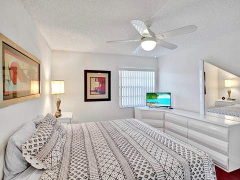 298 Burgundy G, Delray Beach FL - photo 18 of 41