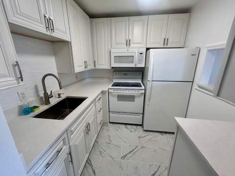 336 Northampton Q, West Palm Beach FL - photo 7 of 23