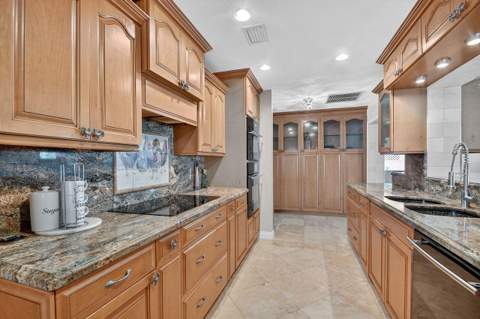 133 Greenbrier Drive, Palm Springs FL - photo 24 of 66
