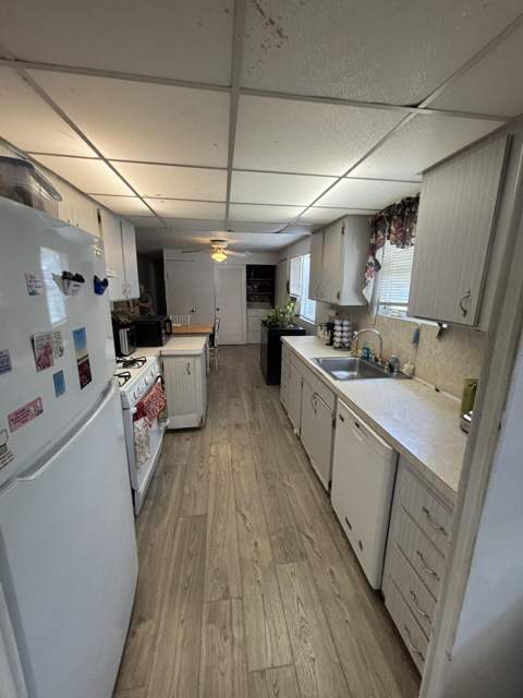 109 NW 50th Street, Deerfield Beach FL - photo 19 of 37