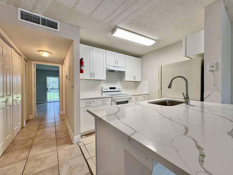 1 bedroom Condominium at 1830 W Meadows Circle #1830, Meadows On The Green Condo, Boynton Beach — photo 1