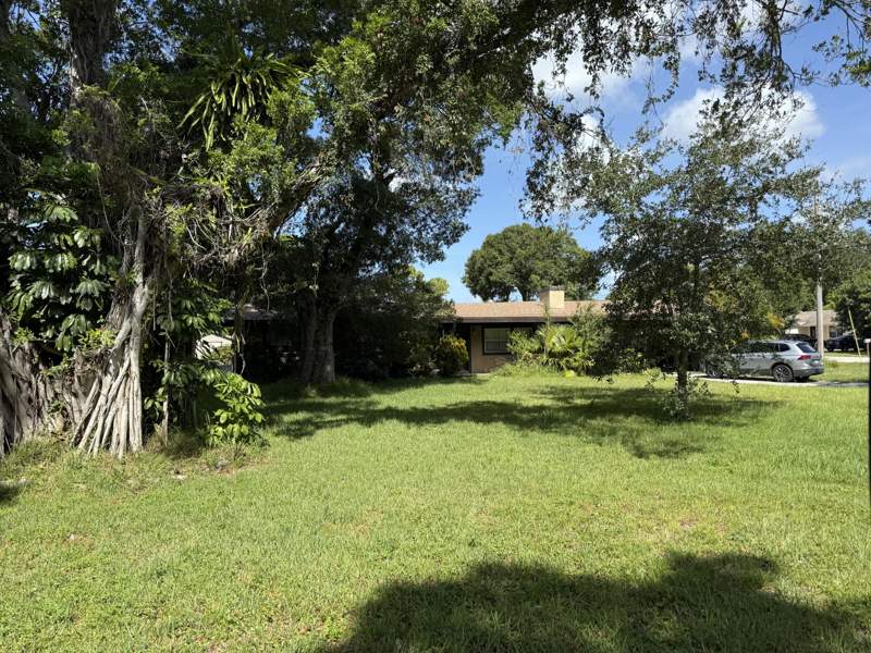 3 bedroom Single Family Residence at 1001 Tortugas Avenue, MARAVILLA ESTATES, Fort Pierce — photo 2