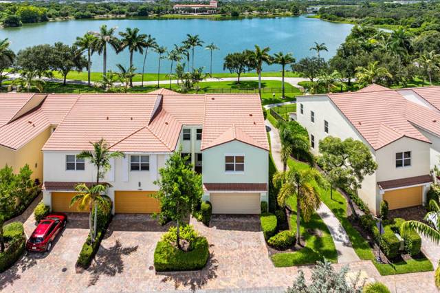 Centra Blue Lake Townhomes