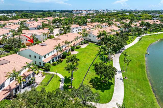 Centra Blue Lake Townhomes