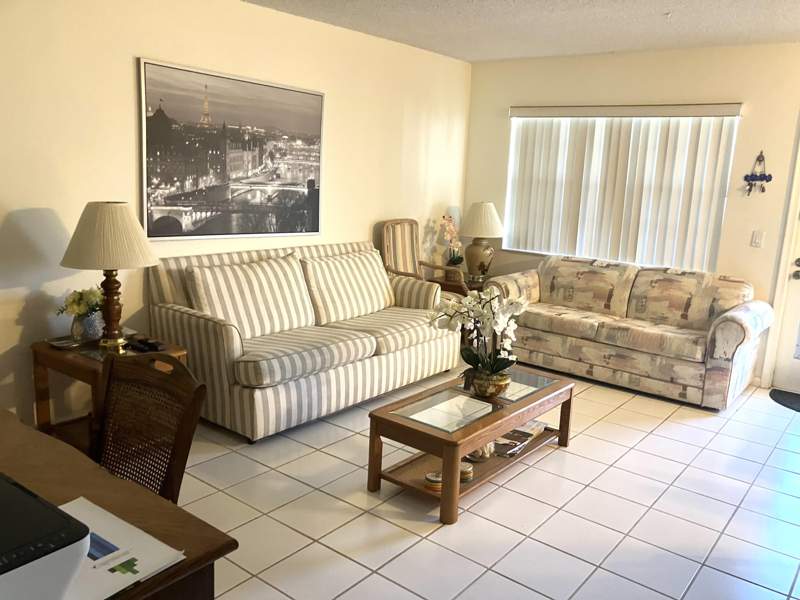 2 bedroom Condominium at 283 Durham H #283, Deerfield Beach Century Village, Deerfield Beach — photo 2