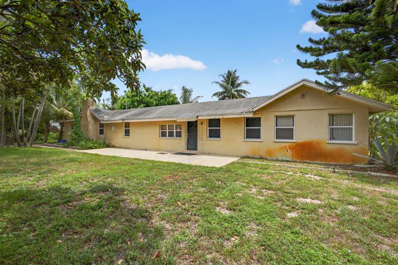 7 bedroom Single Family Residence at 129 Fleming Avenue, Historic Greenacres, Greenacres — photo 3