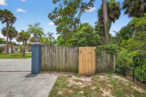 129 Fleming Avenue, Greenacres FL - photo 10 of 37