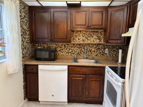 345 Brittany H, Delray Beach FL - photo 9 of 28