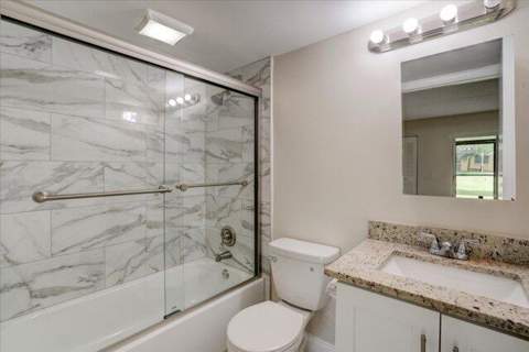 1104 Meadows Circle, Boynton Beach FL - photo 18 of 27