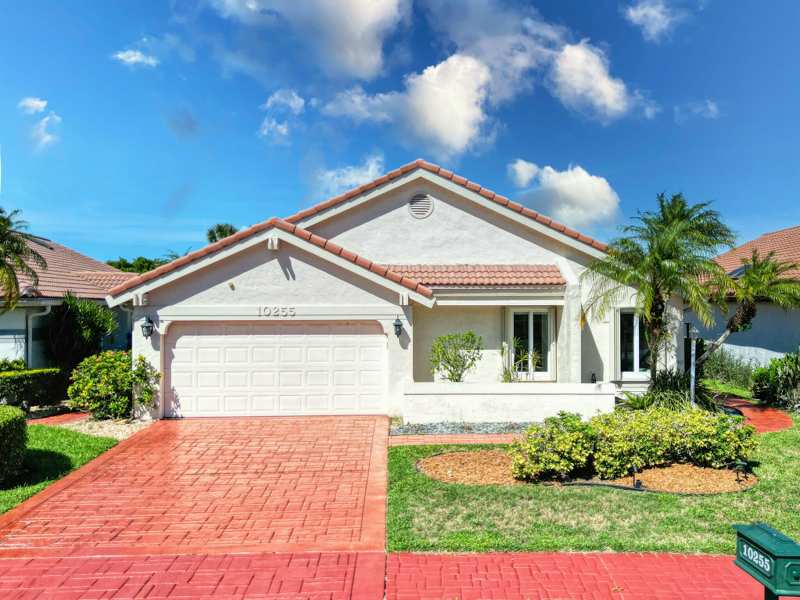 3 bedroom Single Family Residence at 10255 Sunset Bend Drive, Boca Woods Country Club 10, Boca Raton — photo 1