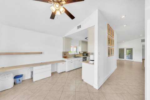 10255 Sunset Bend Drive, Boca Raton FL - photo 8 of 88