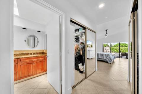 10255 Sunset Bend Drive, Boca Raton FL - photo 21 of 88