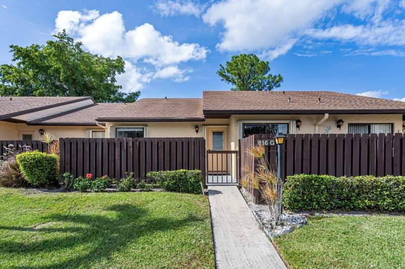2 bedroom Villa at 816 Sky Pine Way #G, PINE RIDGE NORTH VILLAGE IV CONDO, Greenacres — photo 1