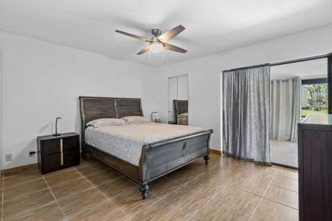 816 Sky Pine Way #G, Greenacres FL - photo 20 of 38