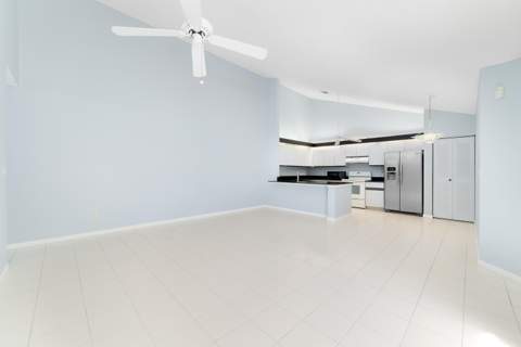 1139 Summit Trail Circle #A, West Palm Beach FL - photo 8 of 39