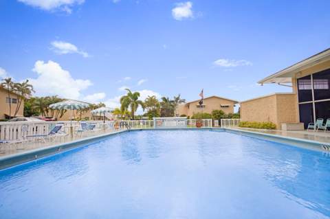 2132 NE 1st Way #201, Boynton Beach FL - photo 22 of 25