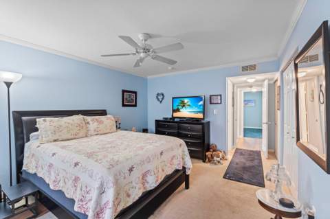 1181 Carlton Court #202, Fort Pierce FL - photo 10 of 33
