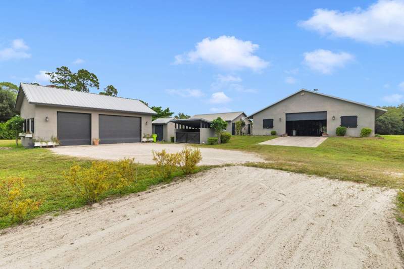 4 bedroom Single Family Residence at 2770 E Road, Loxahatchee Groves, Loxahatchee Groves — photo 3