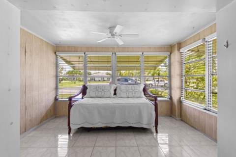 1097 Circle Terrace #C, Delray Beach FL - photo 11 of 36