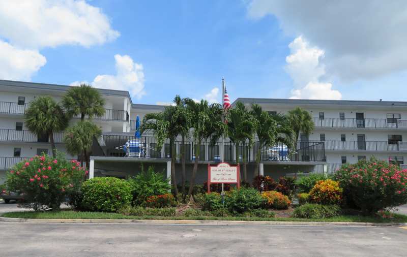 1 bedroom Condominium at 9233 SW 8th Street #117, Isle of Boca Dunes 3, Boca Raton — photo 1