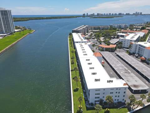 20 Yacht Club Drive #403, North Palm Beach FL - photo 10 of 28