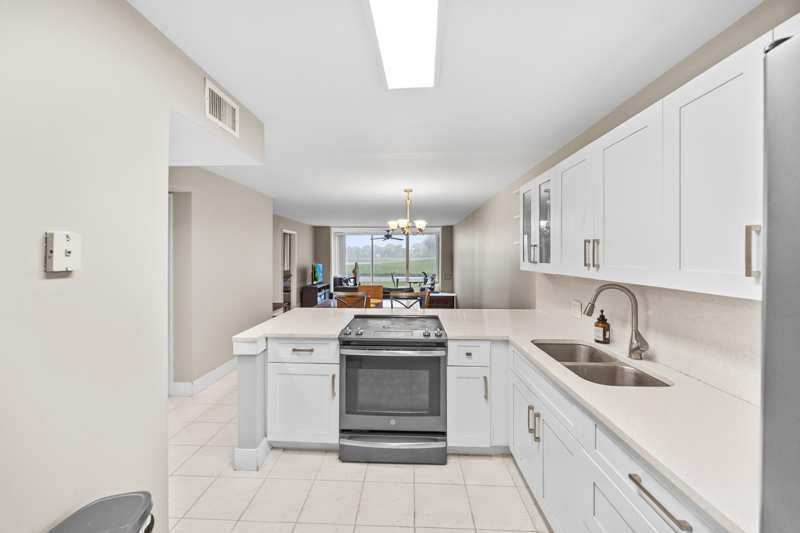 2 bedroom Condominium at 4539 Luxemburg Court #104, Fountains Of Palm Beach, Lake Worth — photo 1