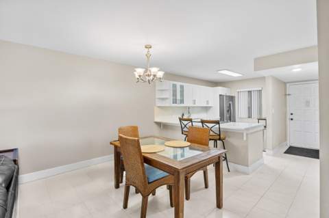 4539 Luxemburg Court #104, Lake Worth FL - photo 8 of 29