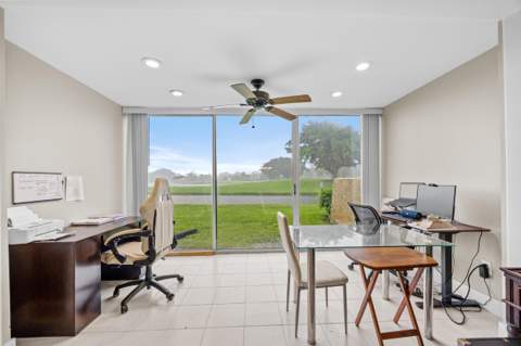 4539 Luxemburg Court #104, Lake Worth FL - photo 22 of 29