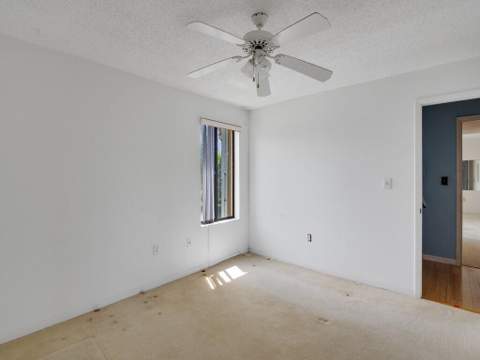 5373 SE Miles Grant Road #208, Stuart FL - photo 13 of 32