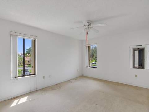 5373 SE Miles Grant Road #208, Stuart FL - photo 16 of 32
