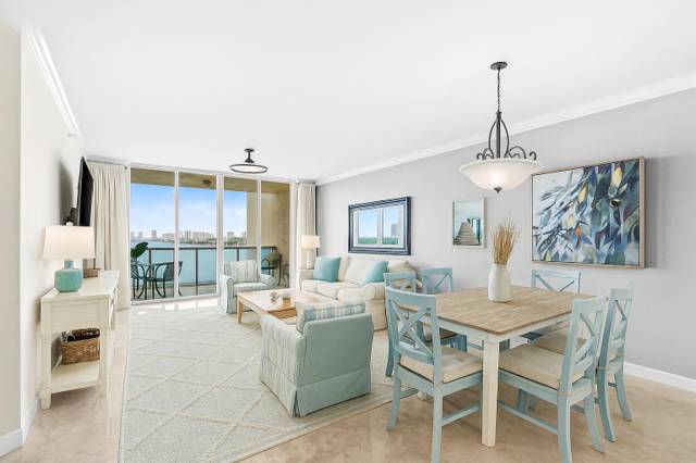 2650 Lake Shore Drive #703