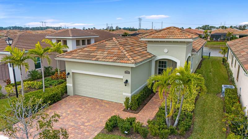 2 bedroom Single Family Residence at 25074 SW Alberti Way, Verano (PGA Village), Port St. Lucie — photo 2