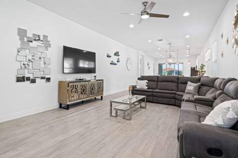 25074 SW Alberti Way, Port St. Lucie FL - photo 12 of 104
