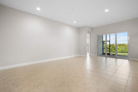 12507 SW Sunrise Lake Terrace, Port St. Lucie FL - photo 10 of 25