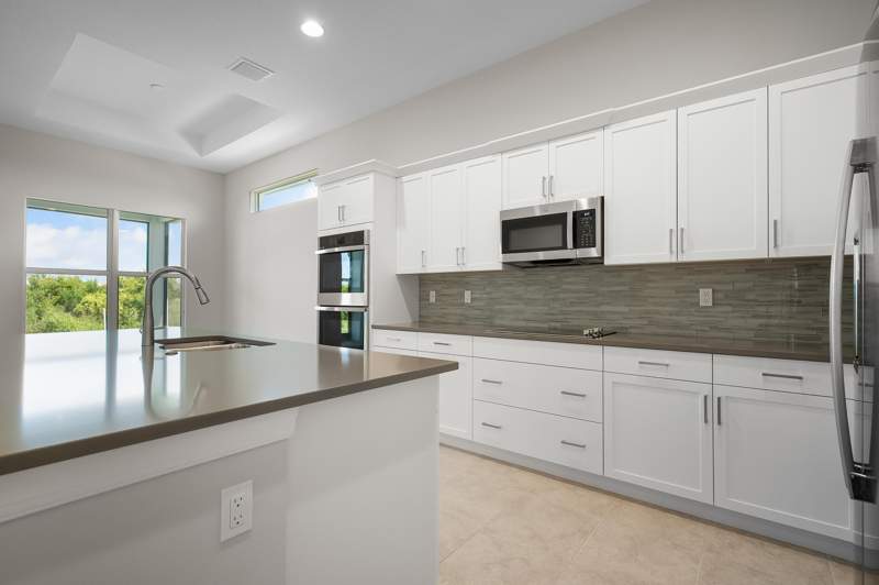 2 bedroom Single Family Residence at 12507 SW Sunrise Lake Terrace, Lakepark At Tradition Plat 3, Port St. Lucie — photo 4