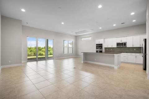 12507 SW Sunrise Lake Terrace, Port St. Lucie FL - photo 7 of 25