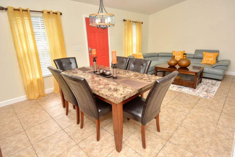 3 bedroom Single Family Residence at 220 W Arbor Avenue, River Park Unit 1, Port St. Lucie — photo 3