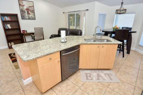 220 W Arbor Avenue, Port St. Lucie FL - photo 9 of 32