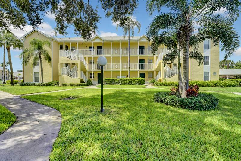 2 bedroom Condominium at 6315 La Costa Drive #A, Addison Pointe At Boca Raton Condo, Boca Raton — photo 2