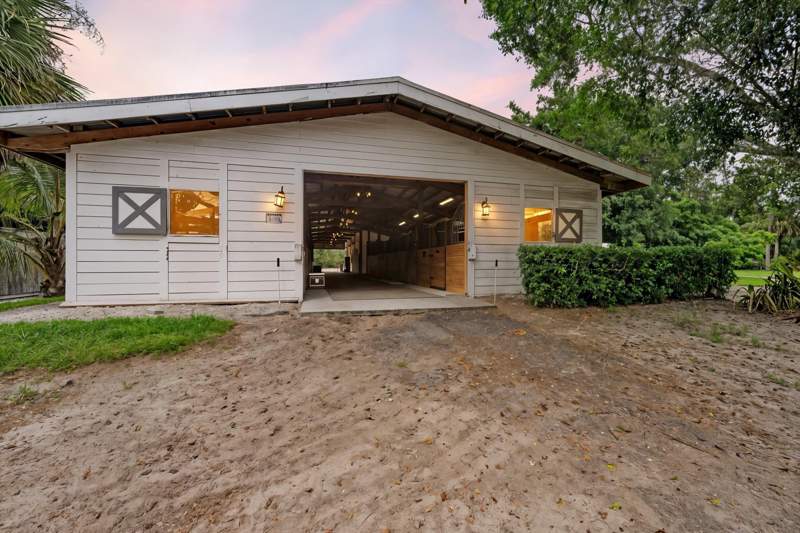 4 bedroom Single Family Residence at 2915 Doe Trail, Deer Run, The Acreage — photo 4